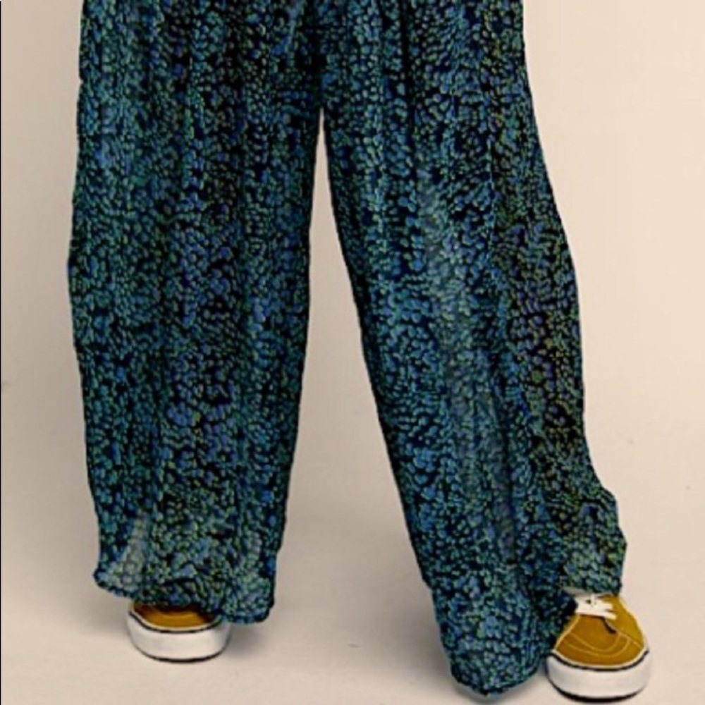 Free People Sleep-In Navy Leopard Spotted Comfy Pants - Picture 9 of 13